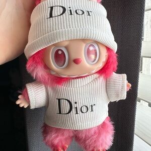 Dior sweater and hat set for 17cm doll